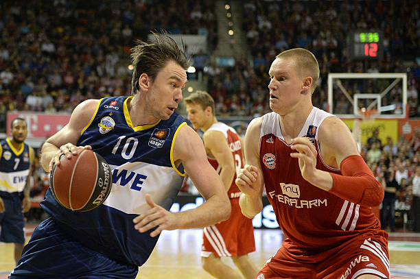 蒙上一层阴 蒙上一层阴